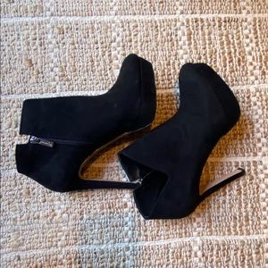 Jessica Simpson stiletto booties
